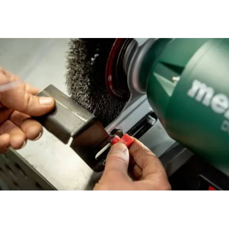 Metabo 604160420 DS 150 Plus 6" Bench Grinder